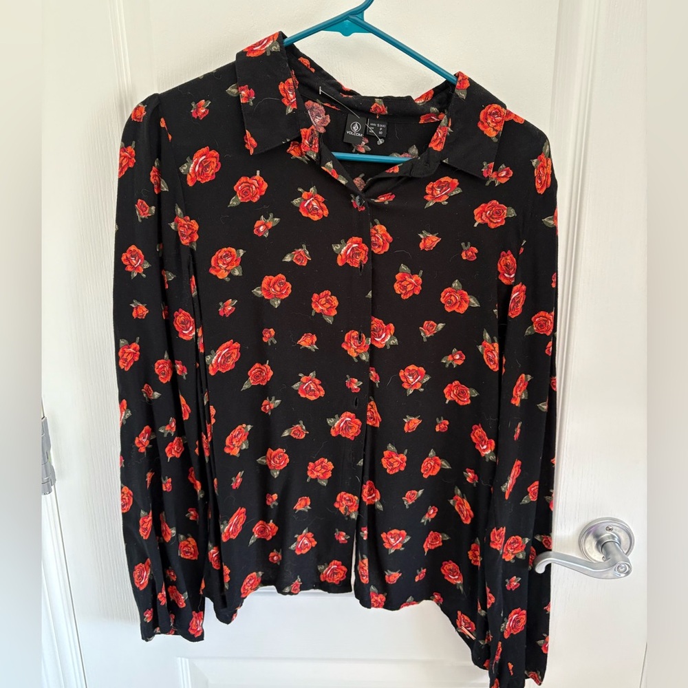 Volcom Botton Up Shirt Size Small